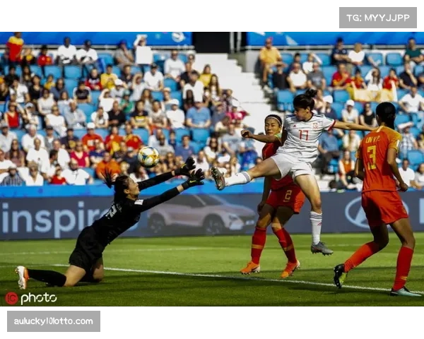 西班牙人女足门将屡献神扑 成为球队抢分关键人物